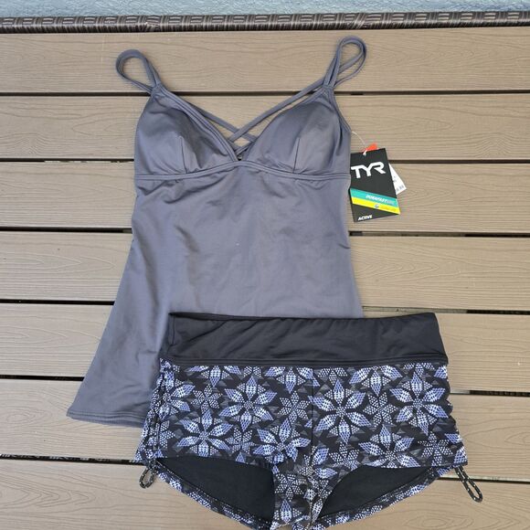TYR Other - TYR Durafast Womens Solid Grey Brooke Tank & Edessa Boyshorts Grey Size S New